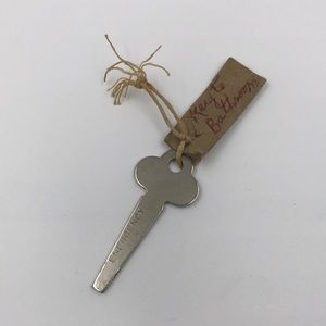 Vintage Bathroom Key from House on 10 Mile Bridge Rd. Must Bundle